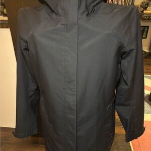 MEC Black Woman’s Rain Jacket